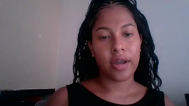 Kitra New online show from November 9, 2025, 3:54 pm