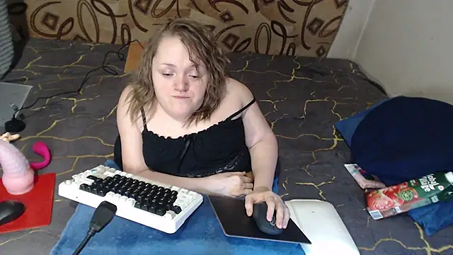 Snapshot of MiniNatalie chatting on February 23, 2025, 6:56 pm MiniNatalie online show from February 23, 2025, 6:56 pm