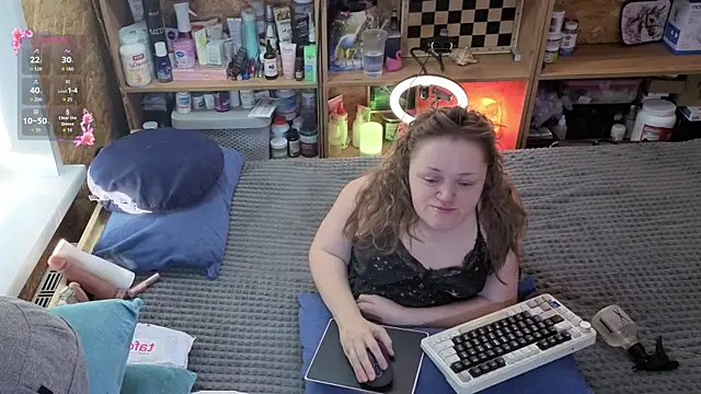 MiniNatalie online show from April 3, 2026, 11:52 am