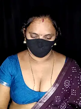 vintage-vibs online show from April 16, 2026, 6:09 pm