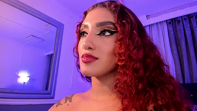 Snapshot of hallsredd chatting on December 7, 2024, 11:56 pm hallsredd online show from December 7, 2024, 11:56 pm