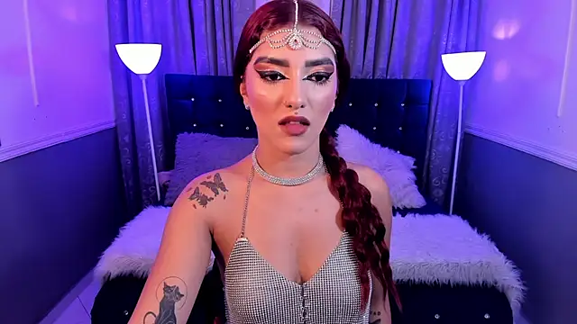 Snapshot of hallsredd chatting on December 21, 2024, 10:30 pm hallsredd online show from December 21, 2024, 10:30 pm