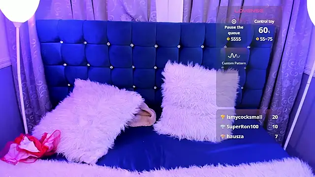 Snapshot of hallsredd chatting on February 6, 2025, 11:26 pm hallsredd online show from February 6, 2025, 11:26 pm