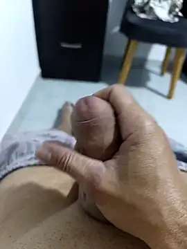 George197845 online show from February 3, 2026, 11:54 pm