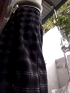 Snapshot of Aninyin22 chatting on February 9, 2026, 10:19 am Aninyin22 online show from February 9, 2026, 10:19 am