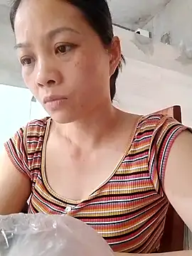 Snapshot of Aninyin22 chatting on March 31, 2026, 7:31 am Aninyin22 online show from March 31, 2026, 7:31 am