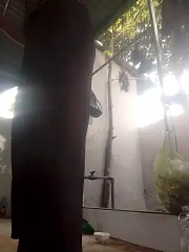 Snapshot of Aninyin22 chatting on April 15, 2026, 2:18 am Aninyin22 online show from April 15, 2026, 2:18 am