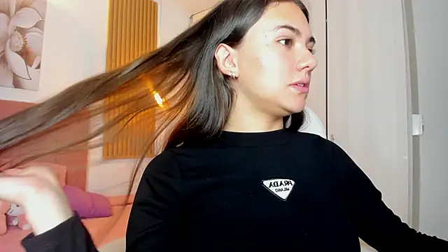 mia nevaeh online show from January 11, 2025, 11:46 pm