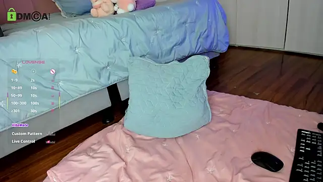 mia nevaeh online show from June 14, 2026, 2:24 am