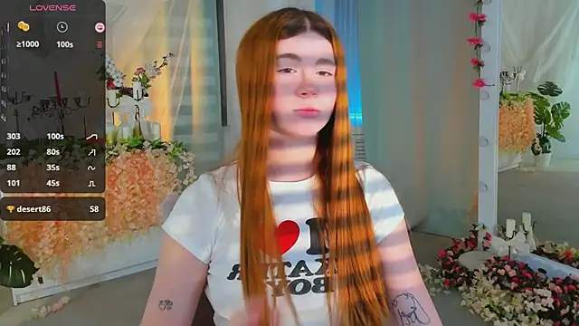 Freckle Diyana online show from February 25, 2025, 2:11 pm