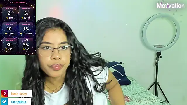 Fanny Klean online show from December 15, 2025, 3:44 am