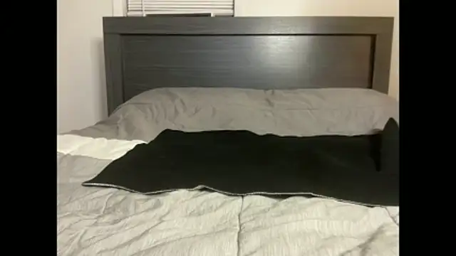 Snapshot of MissAriisback chatting on December 22, 2025, 12:24 pm MissAriisback online show from December 22, 2025, 12:24 pm