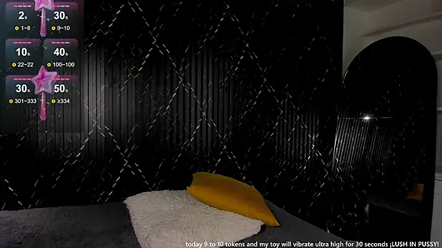 Snapshot of _noahjones chatting on December 9, 2024, 12:08 pm noahjones online show from December 9, 2024, 12:08 pm