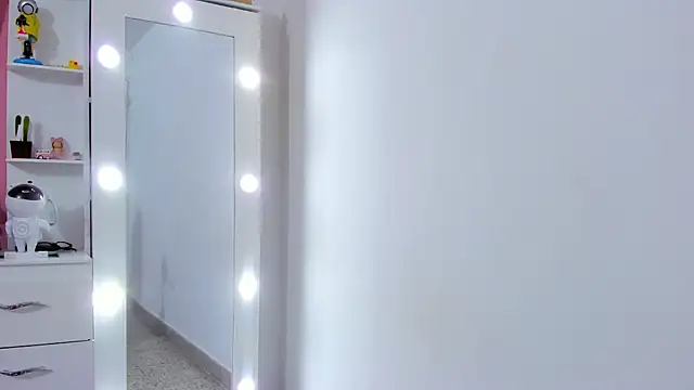 Snapshot of _noahjones chatting on January 18, 2025, 5:31 am noahjones online show from January 18, 2025, 5:31 am