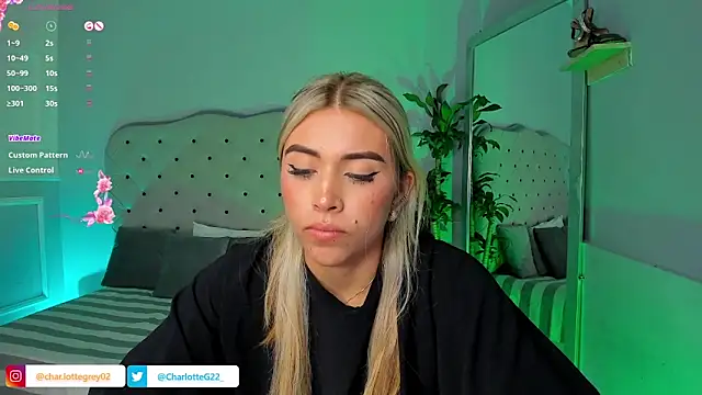 Snapshot of charlotte__grey chatting on February 1, 2025, 11:06 pm charlotte grey online show from February 1, 2025, 11:06 pm