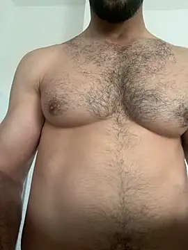 hotisraeli online show from February 3, 2026, 8:08 am