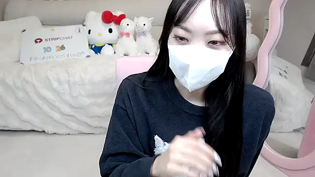 momo room online show from October 26, 2025, 6:08 am