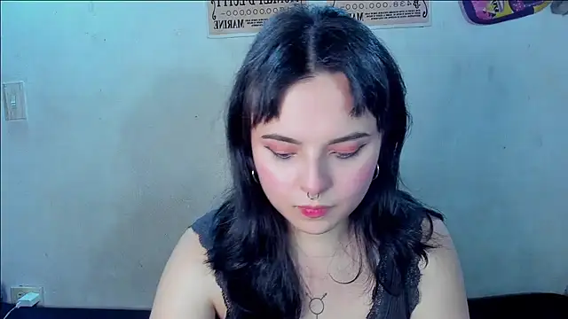 elizabethtaylorxxx online show from October 26, 2025, 12:38 am