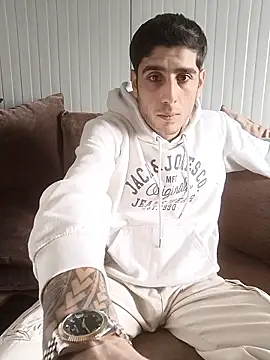 arenn1997 online show from January 17, 2026, 12:43 pm