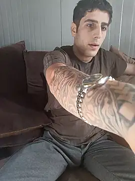 arenn1997 online show from January 19, 2026, 12:42 pm