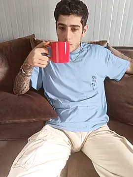 arenn1997 online show from February 19, 2026, 12:12 pm