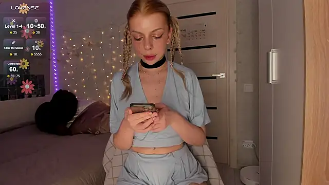 Hannah Carr online show from February 19, 2025, 9:03 pm