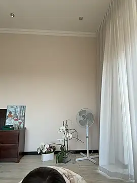 Snapshot of Hott_Lolla chatting on September 9, 2025, 9:42 am Hott Lolla online show from September 9, 2025, 9:42 am