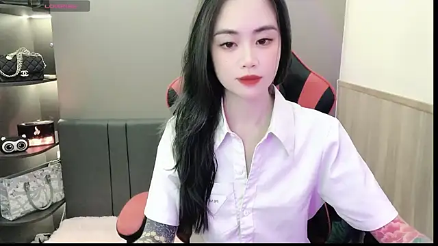 Snapshot of witch-39 chatting on December 6, 2024, 7:43 am witch-39 online show from December 6, 2024, 7:43 am