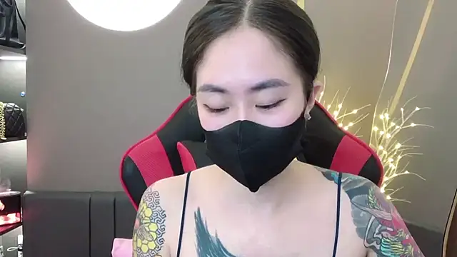 Snapshot of witch-39 chatting on December 20, 2024, 6:19 am witch-39 online show from December 20, 2024, 6:19 am