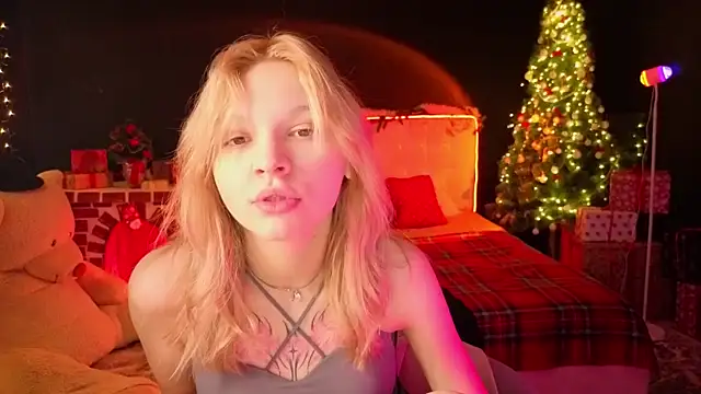 LitaBrom online show from January 12, 2026, 2:39 am