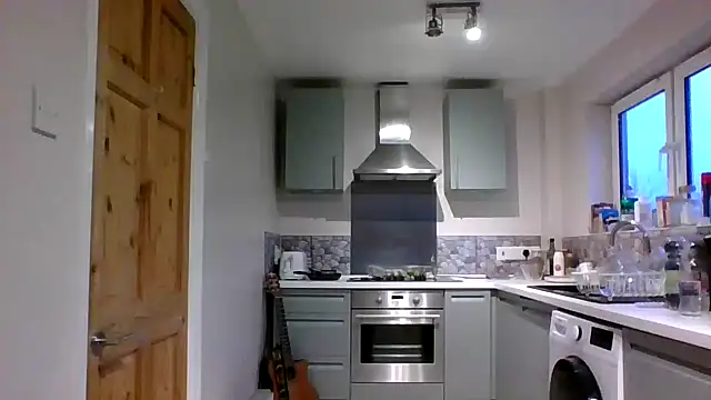 jimmybenido online show from February 23, 2025, 5:07 pm