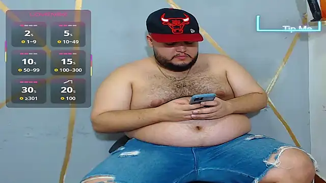 Snapshot of damian_chubby chatting on October 2, 2025, 4:30 am damian chubby online show from October 2, 2025, 4:30 am