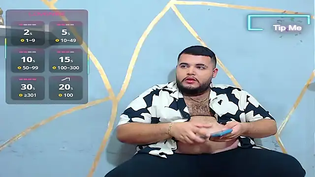 Snapshot of damian_chubby chatting on October 11, 2025, 10:52 pm damian chubby online show from October 11, 2025, 10:52 pm