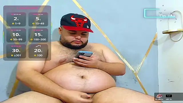Snapshot of damian_chubby chatting on October 12, 2025, 10:09 pm damian chubby online show from October 12, 2025, 10:09 pm