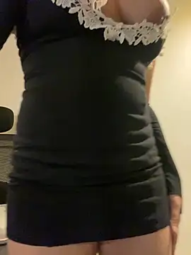 Snapshot of AditiIndia chatting on December 11, 2024, 9:45 pm AditiIndia online show from December 11, 2024, 9:45 pm