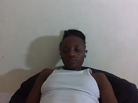 SexyNeedle22 online show from September 16, 2025, 9:05 pm