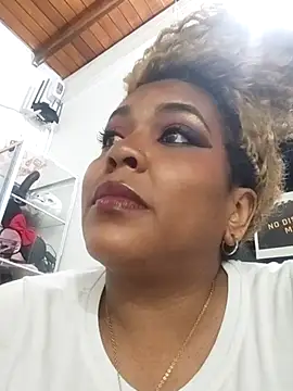 ELLA KELLY online show from February 7, 2026, 11:58 am