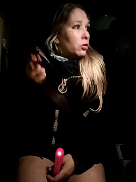 Snapshot of Chatonne69 chatting on February 9, 2025, 2:38 am Chatonne69 online show from February 9, 2025, 2:38 am