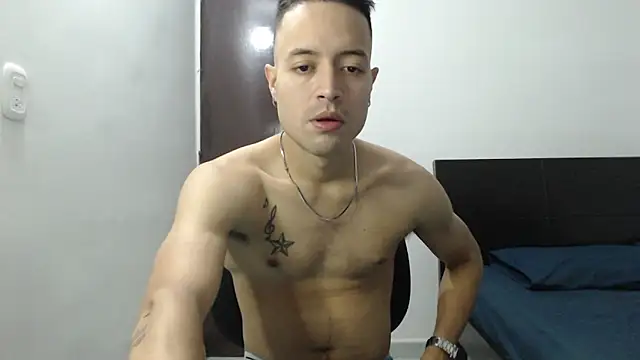 Snapshot of dimitriquiet05 chatting on December 26, 2024, 3:06 am dimitriquiet05 online show from December 26, 2024, 3:06 am