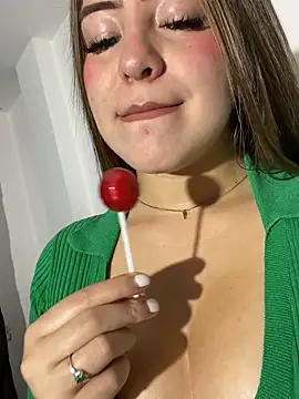 Snapshot of cheryl_cc chatting on February 13, 2025, 8:34 pm cheryl cc online show from February 13, 2025, 8:34 pm