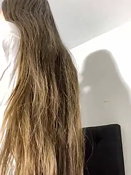 cheryl cc online show from March 2, 2025, 8:40 pm