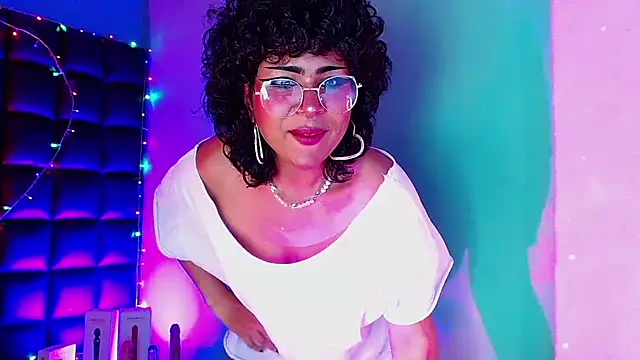 kuromi69 online show from December 21, 2024, 8:18 am