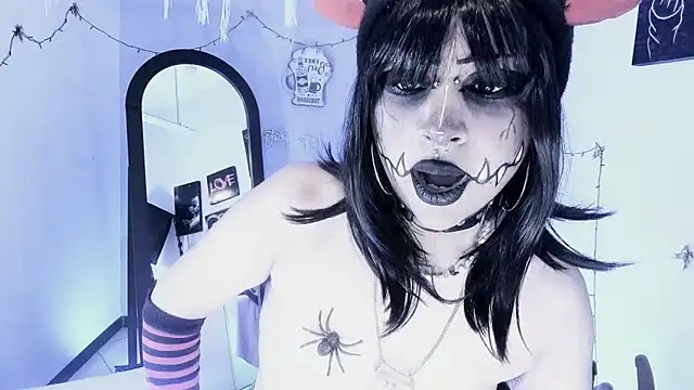 kuromi69 online show from February 24, 2026, 9:18 am