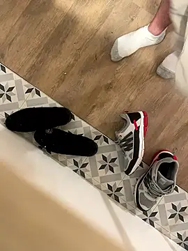 dimitriei online show from December 9, 2024, 7:17 am