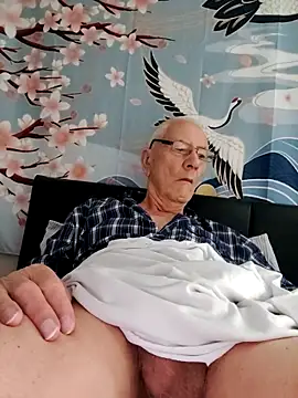 cutaboverest online show from May 19, 2026, 7:37 am
