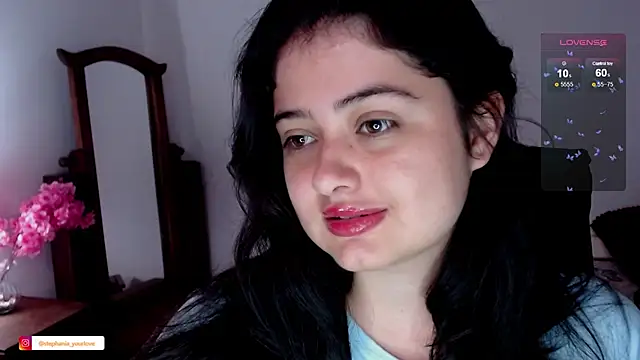 Snapshot of Stephania_18 chatting on November 28, 2025, 2:53 pm Stephania 18 online show from November 28, 2025, 2:53 pm