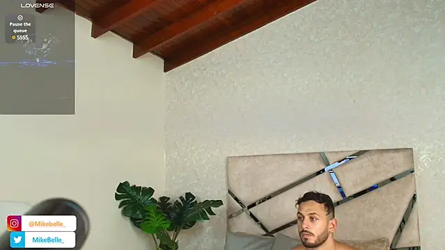 mike belle online show from December 24, 2024, 8:38 pm