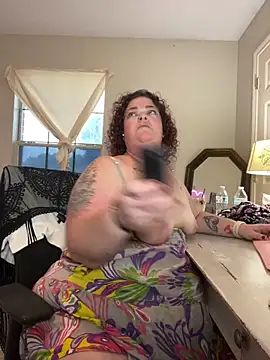 MsStrawbooty online show from September 16, 2025, 7:59 pm