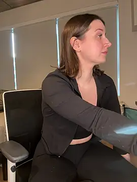 Snapshot of nerdynina chatting on March 14, 2025, 10:16 pm nerdynina online show from March 14, 2025, 10:16 pm