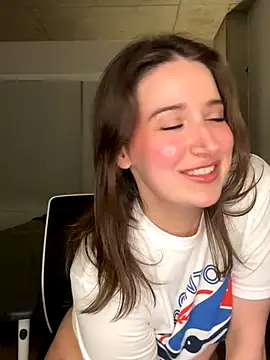 nerdynina online show from November 2, 2025, 12:24 am